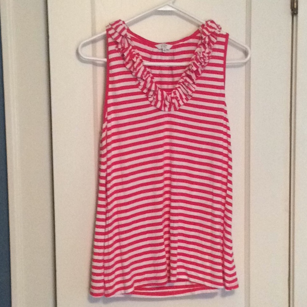 Crown & Ivy Pink & White Ruffled Tank Top Size M